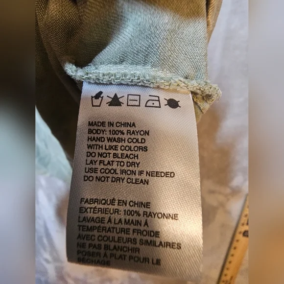 Altard State Woman's Cold Shoulder‎ Dress Size S Embroidered Design With Ribbon. - Picture 11 of 12